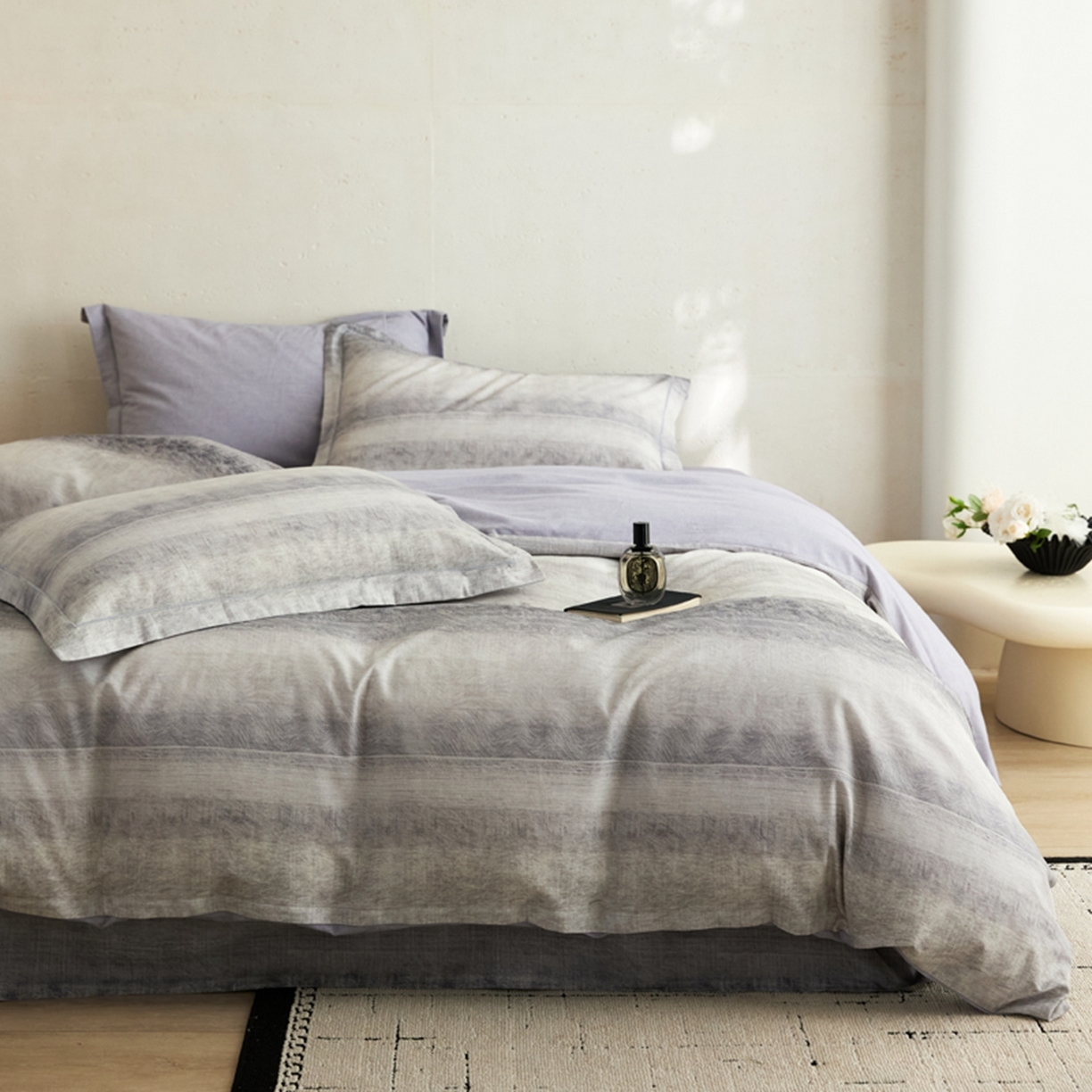 91家纺网 家纺一手货源 找家纺 朵希曼 2026新款全棉生态磨毛数码印花系列四件套 苏菲庄园灰