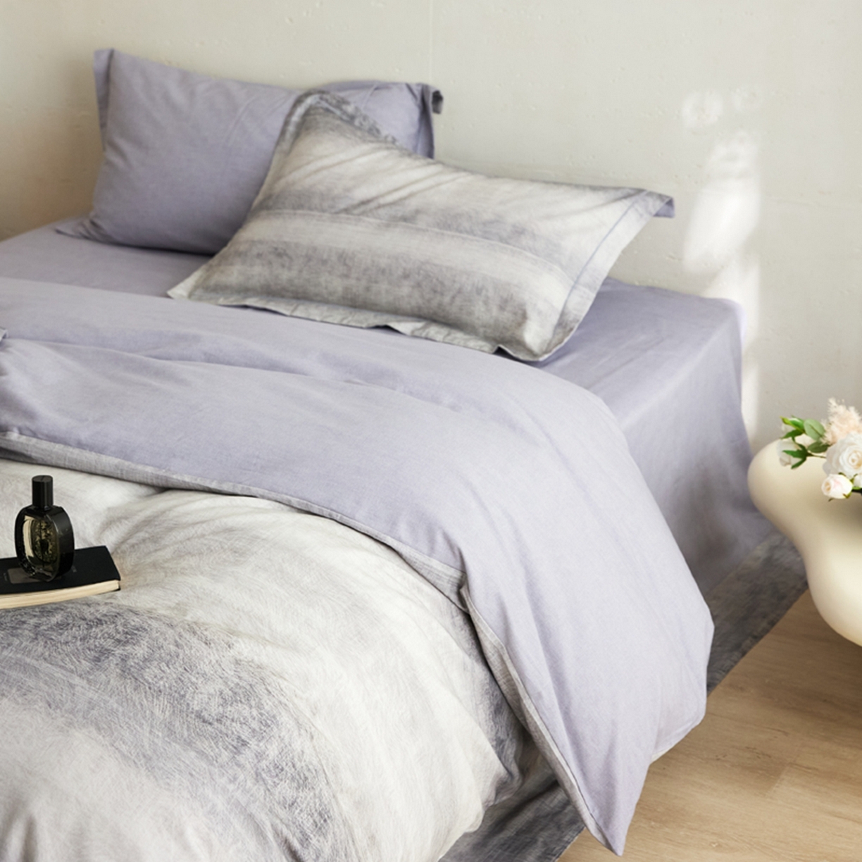 91家纺网 家纺一手货源 找家纺 朵希曼 2026新款全棉生态磨毛数码印花系列四件套 苏菲庄园灰