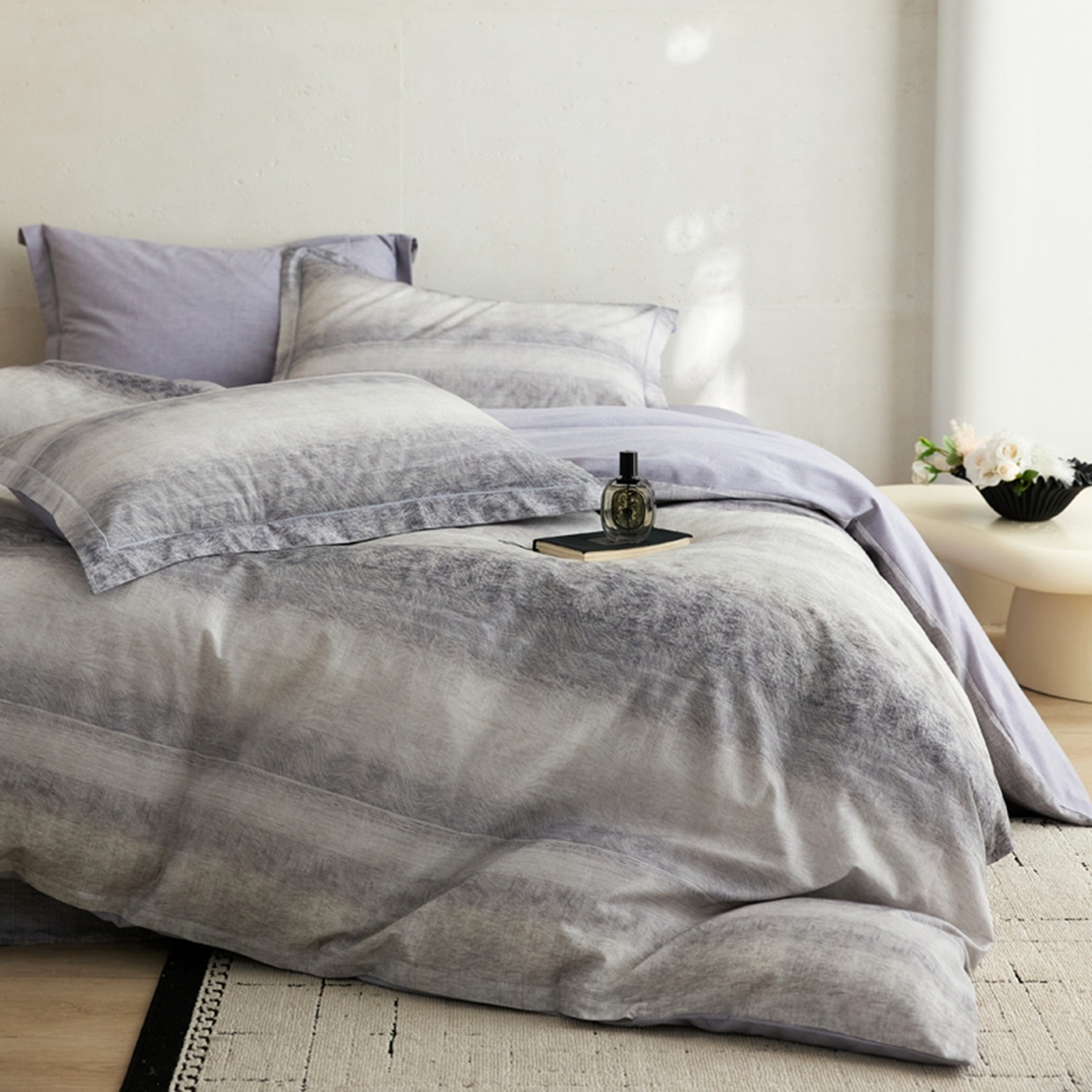 91家纺网 家纺一手货源 找家纺 朵希曼 2026新款全棉生态磨毛数码印花系列四件套 苏菲庄园灰