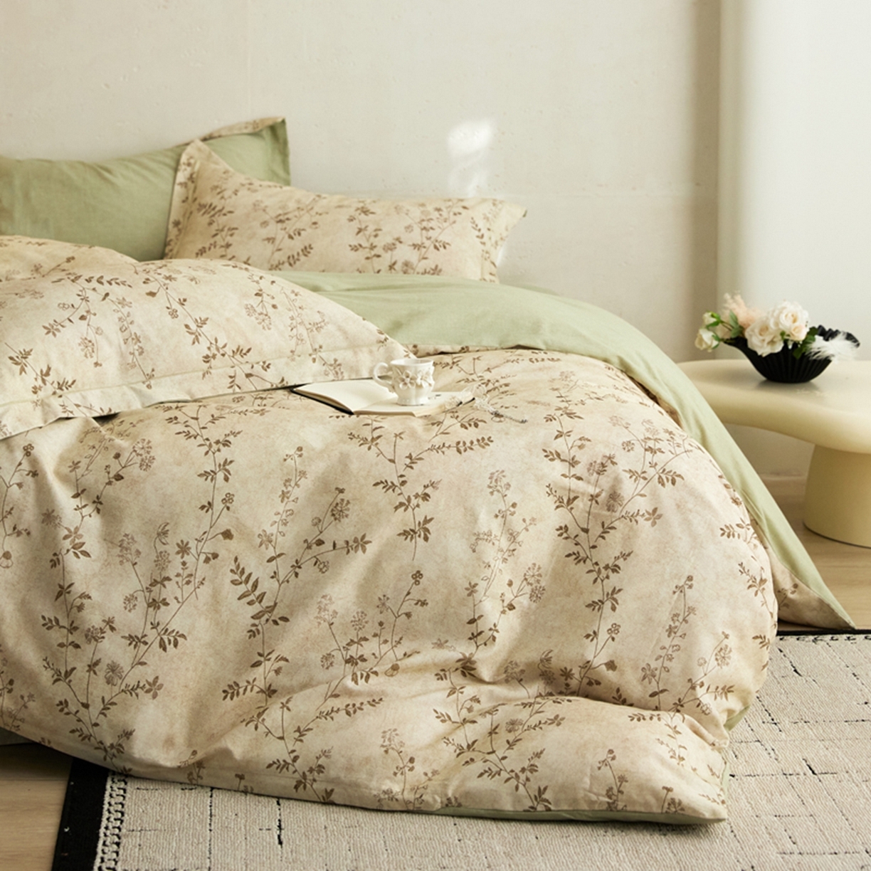 91家纺网 家纺一手货源 找家纺 朵希曼 2026新款全棉生态磨毛数码印花系列四件套 织梦黄绿