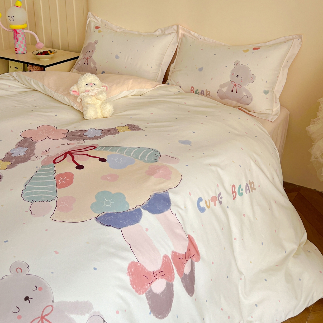 91家纺网 家纺一手货源 找家纺 朵希曼 2026新款全棉云感生态磨毛数码印花系列四件套 可爱哆-米