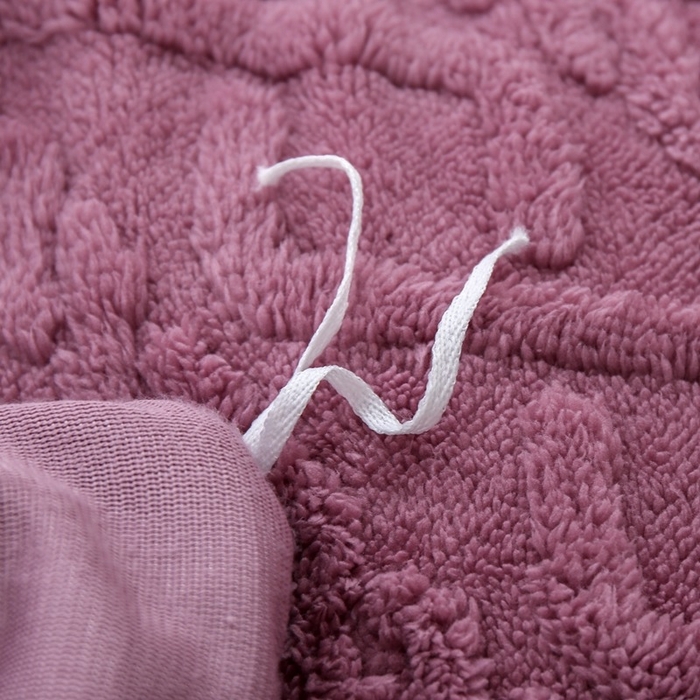 91家纺网 家纺一手货源 找家纺 啊雅家居 2026新款阳离子提花牛奶绒三件套四件套 暖提豆沙