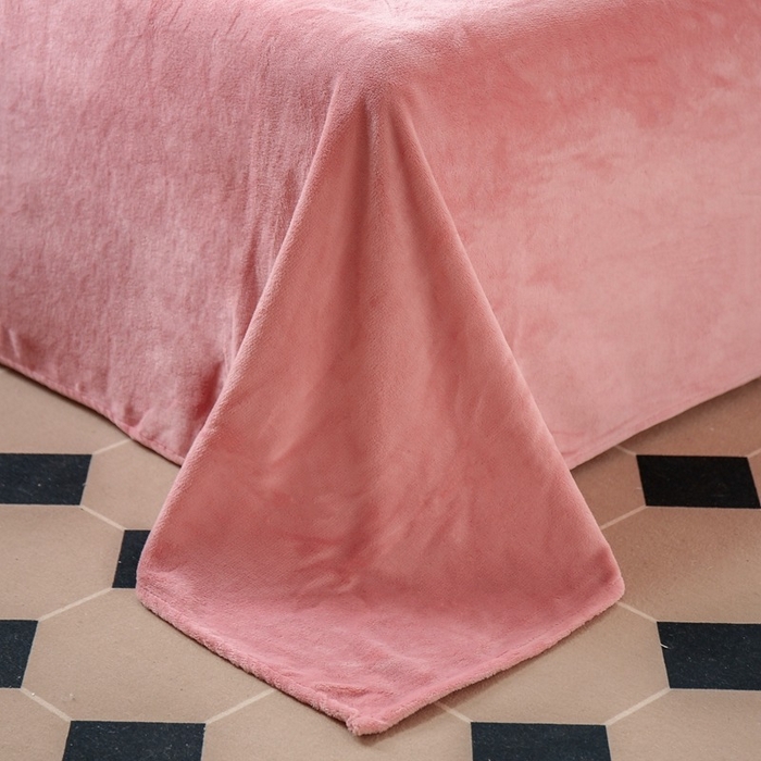 91家纺网 家纺一手货源 找家纺 啊雅家居 2026新款阳离子提花牛奶绒三件套四件套 暖提粉