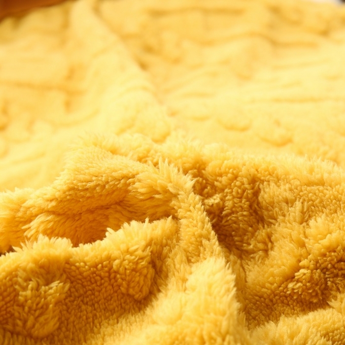 91家纺网 家纺一手货源 找家纺 啊雅家居 2026新款阳离子提花牛奶绒三件套四件套 暖提黄