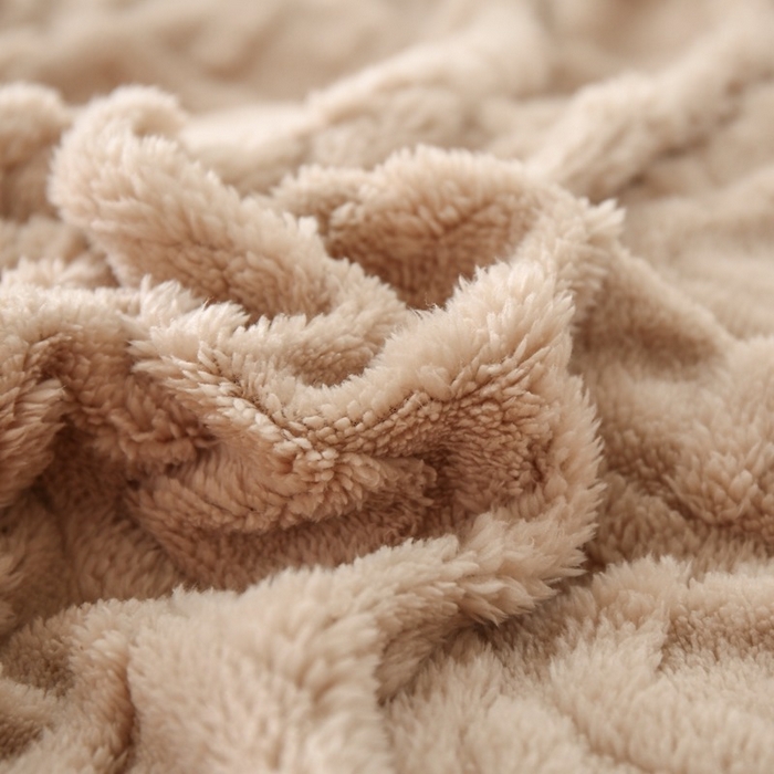 91家纺网 家纺一手货源 找家纺 啊雅家居 2026新款阳离子提花牛奶绒三件套四件套 暖提咖