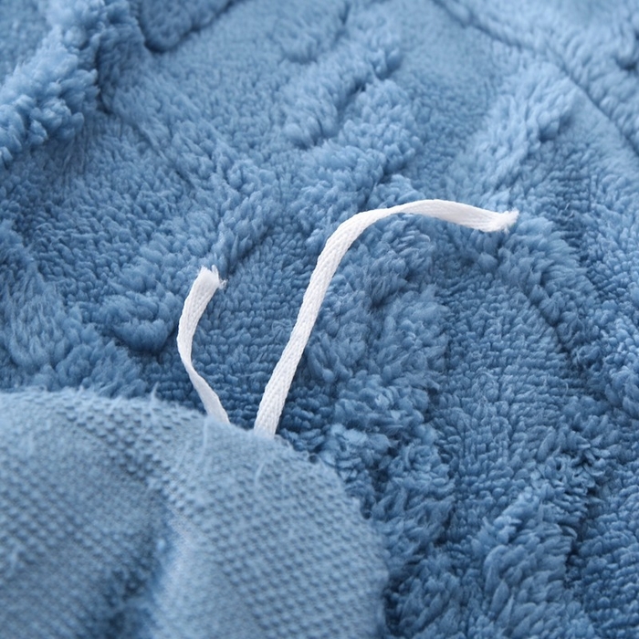 91家纺网 家纺一手货源 找家纺 啊雅家居 2026新款阳离子提花牛奶绒三件套四件套 暖提蓝