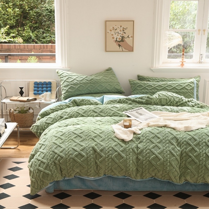 91家纺网 家纺一手货源 找家纺 啊雅家居 2026新款阳离子提花牛奶绒三件套四件套 暖提绿