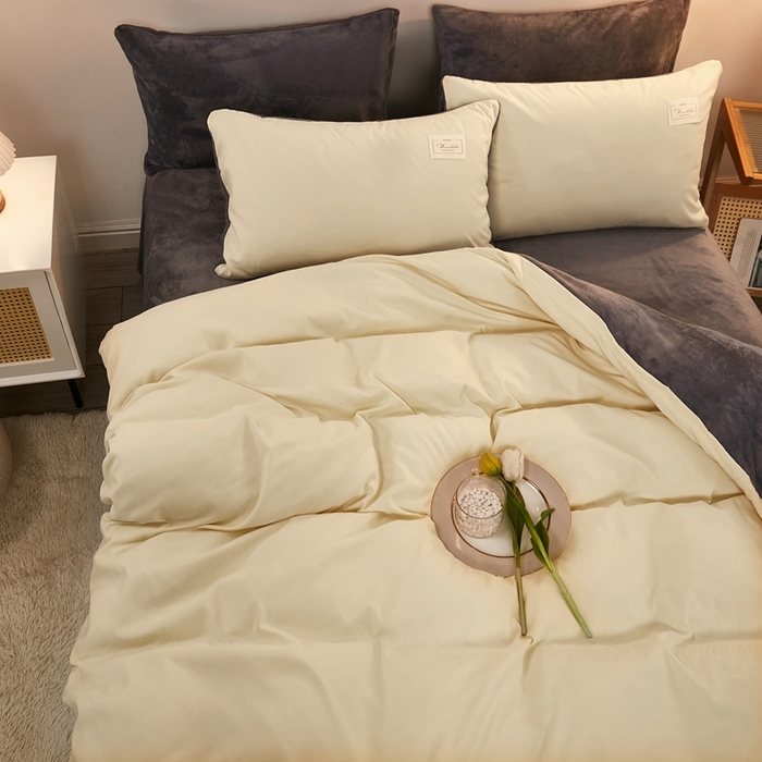 91家纺网 家纺一手货源 找家纺 啊雅家居 2026新款水洗棉加绒单面绒被套 暖黄加牛奶绒