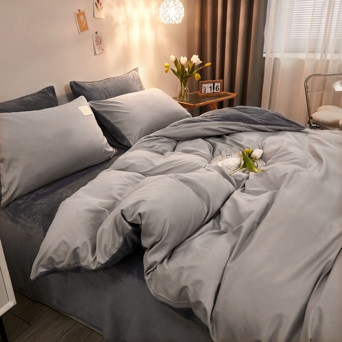 91家纺网 家纺一手货源 找家纺 啊雅家居 2026新款水洗棉加绒单面绒被套 浅灰加牛奶绒