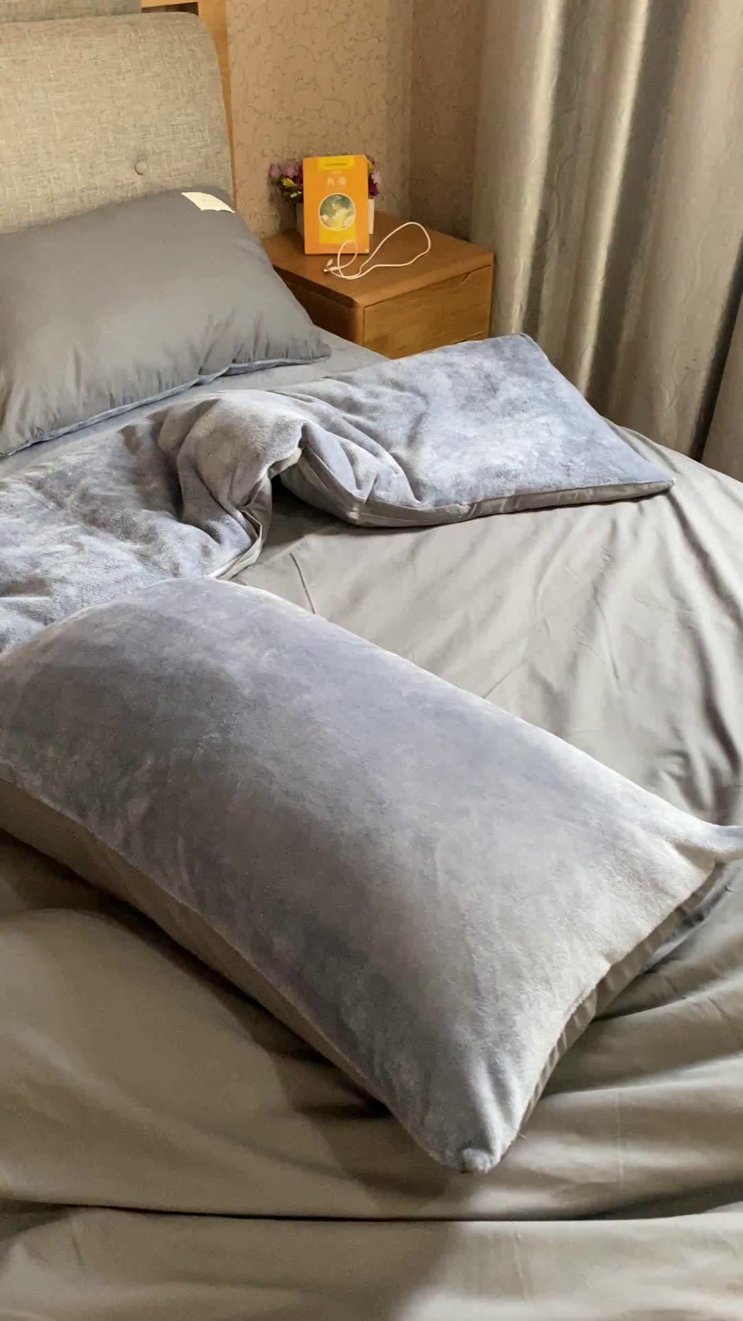 91家纺网 家纺一手货源 找家纺 啊雅家居 2026新款水洗棉加绒单面绒被套 深灰加牛奶绒