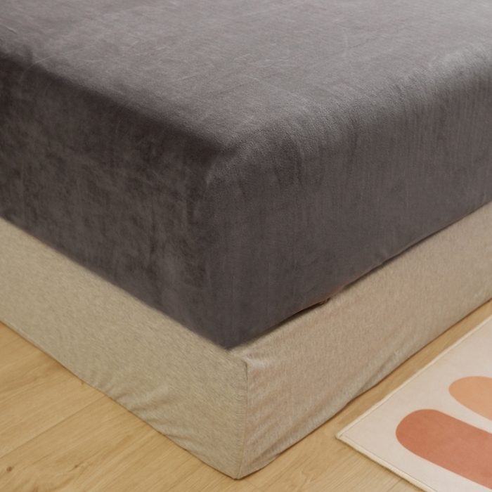 91家纺网 家纺一手货源 找家纺 啊雅家居 2026新款贝壳边宝宝绒四件套 贝壳黑灰