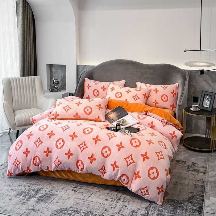 91家纺网 家纺一手货源 找家纺 （总）啊雅家居 2026新款雕花绒加宝宝绒四件套床单款床笠款