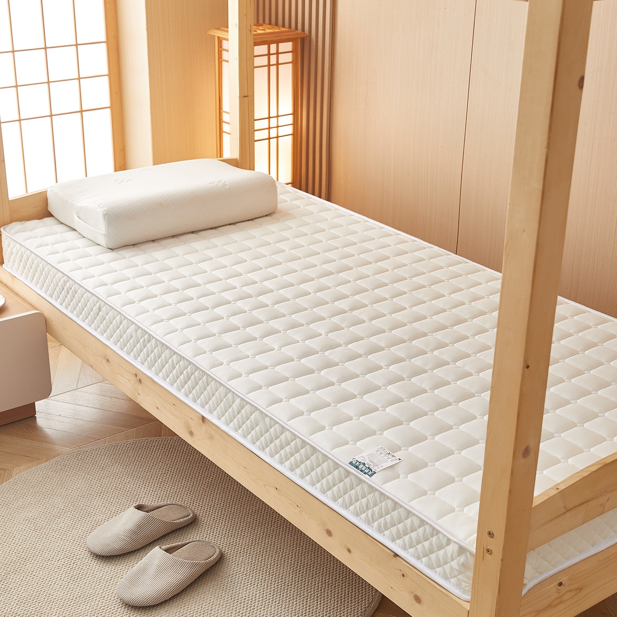 91家纺网 家纺一手货源 找家纺 （总）月茶家纺 2026新款学生款立体面包格床垫