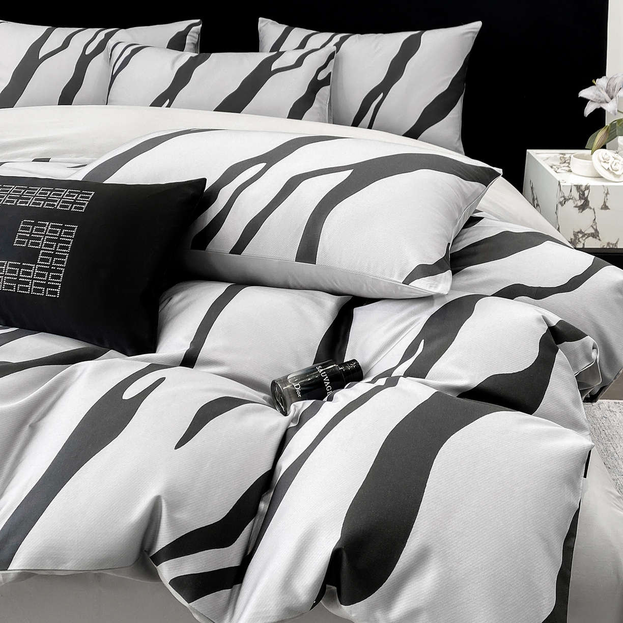 91家纺网 家纺一手货源 找家纺 （总）家居1号家纺 2026新款A类50双股斑马纹全活性活性数码四件套-卡森（活动券后价不得低于279）