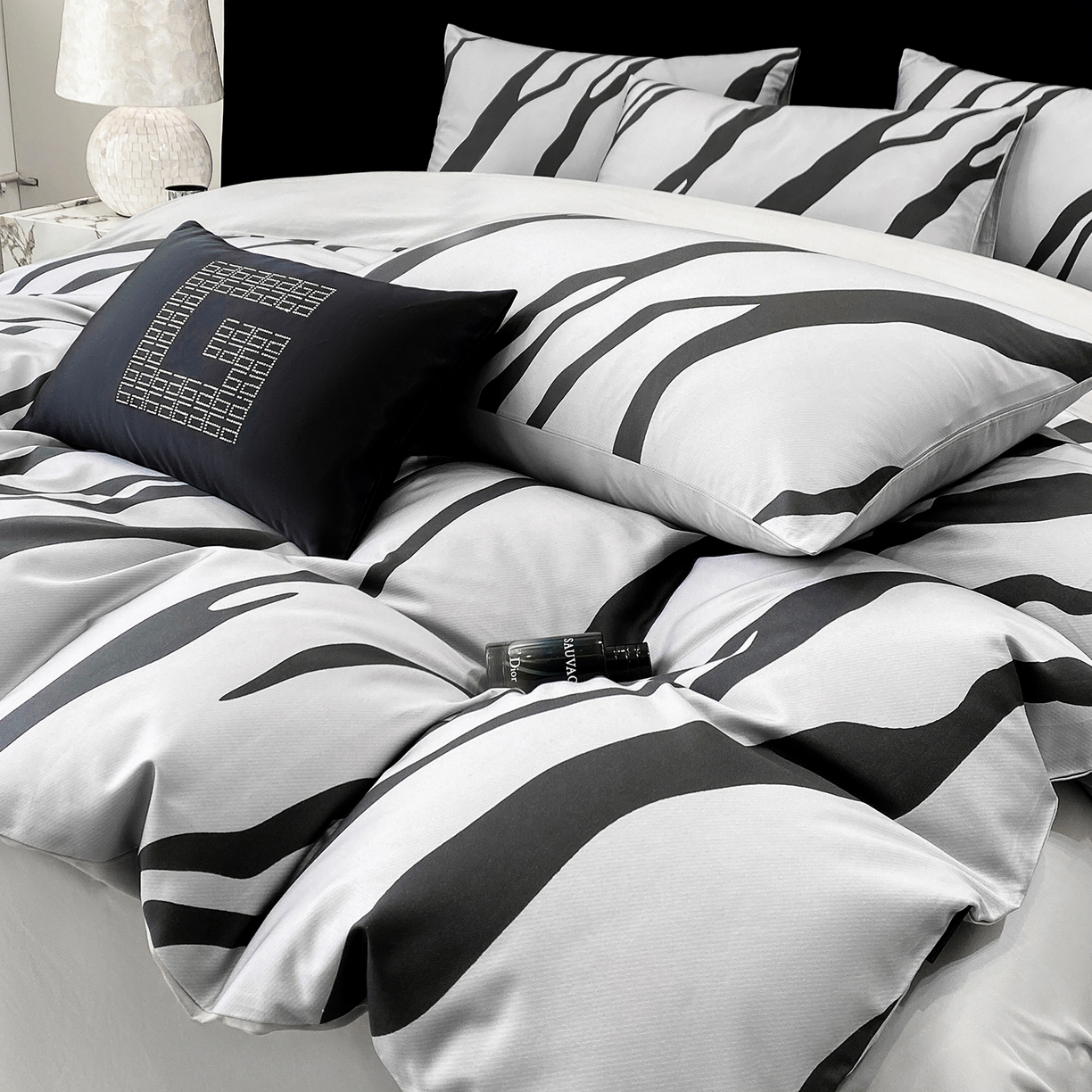 91家纺网 家纺一手货源 找家纺 （总）家居1号家纺 2026新款A类50双股斑马纹全活性活性数码四件套-卡森（活动券后价不得低于279）