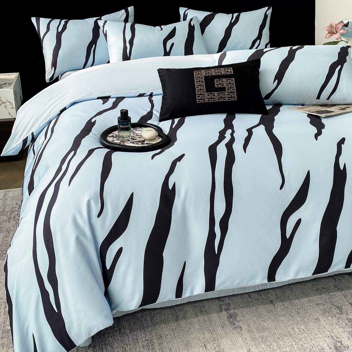 91家纺网 家纺一手货源 找家纺 家居1号家纺 2026新款A类50双股斑马纹全活性活性数码四件套-卡森（活动券后价不得低于279） 卡森-温馨蓝