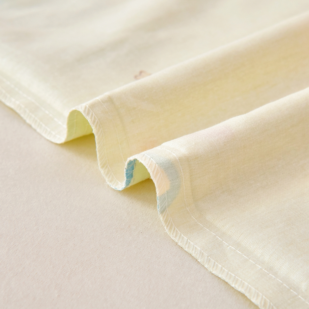 91家纺网 家纺一手货源 找家纺 鱼宝 2026新款全棉纯棉幼儿园套件-星愿系列 度假恐龙