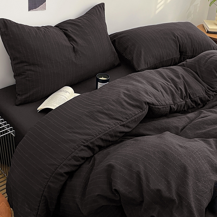 91家纺网 家纺一手货源 找家纺 优承佳生活馆 2026新款高克重无印风阳离子提花工艺三件套四件套单被套系列 （提供买家秀） 阳离子-暗夜黑