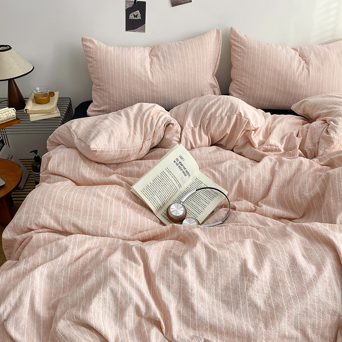 91家纺网 家纺一手货源 找家纺 优承佳生活馆 2026新款高克重无印风阳离子提花工艺三件套四件套单被套系列 （提供买家秀） 阳离子-淡粉+暗夜黑