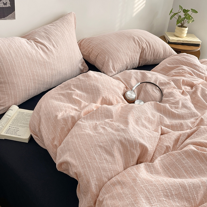 91家纺网 家纺一手货源 找家纺 优承佳生活馆 2026新款高克重无印风阳离子提花工艺三件套四件套单被套系列 （提供买家秀） 阳离子-淡粉+暗夜黑