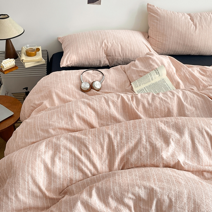 91家纺网 家纺一手货源 找家纺 优承佳生活馆 2026新款高克重无印风阳离子提花工艺三件套四件套单被套系列 （提供买家秀） 阳离子-淡粉+暗夜黑