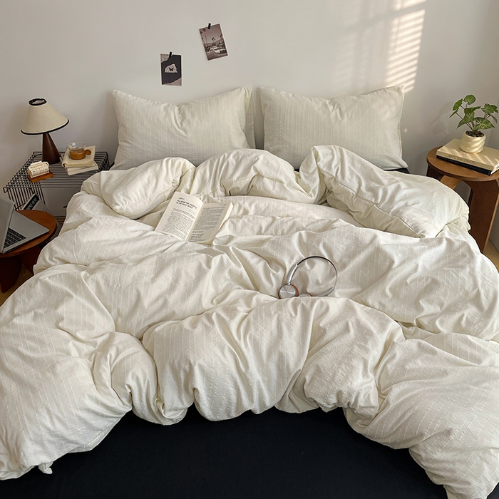 91家纺网 家纺一手货源 找家纺 优承佳生活馆 2026新款高克重无印风阳离子提花工艺三件套四件套单被套系列 （提供买家秀） 阳离子-奶油白+暗夜黑