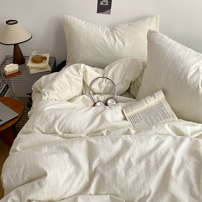 91家纺网 家纺一手货源 找家纺 优承佳生活馆 2026新款高克重无印风阳离子提花工艺三件套四件套单被套系列 （提供买家秀） 阳离子-奶油白+暗夜黑