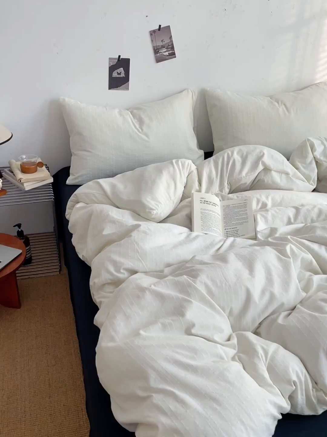 91家纺网 家纺一手货源 找家纺 优承佳生活馆 2026新款高克重无印风阳离子提花工艺三件套四件套单被套系列 （提供买家秀） 阳离子-奶油白+暗夜黑