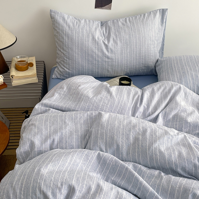 91家纺网 家纺一手货源 找家纺 优承佳生活馆 2026新款高克重无印风阳离子提花工艺三件套四件套单被套系列 （提供买家秀） 阳离子-浅雾蓝