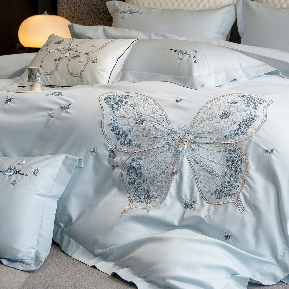 91家纺网 家纺一手货源 找家纺 优悦生活馆 2026新款全棉新疆长绒棉刺绣四件套-碟语森眠 碟语森眠-蓝