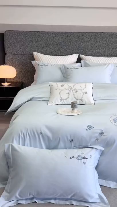 91家纺网 家纺一手货源 找家纺 优悦生活馆 2026新款全棉新疆长绒棉刺绣四件套-碟语森眠 碟语森眠-蓝