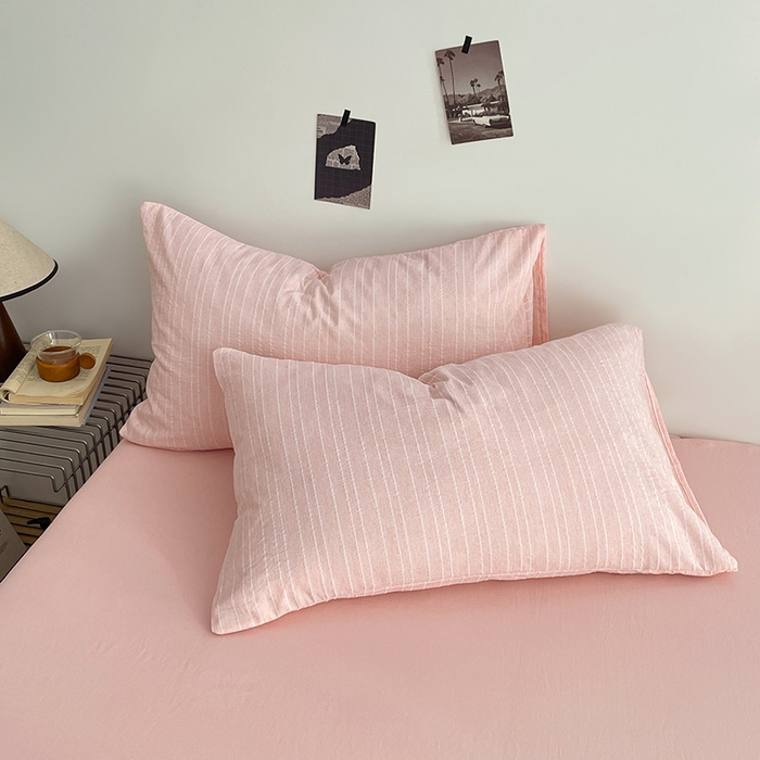 91家纺网 家纺一手货源 找家纺 优承佳生活馆 2026新款高克重无印风阳离子提花工艺三件套四件套单被套系列 （提供买家秀） 阳离子-樱花粉