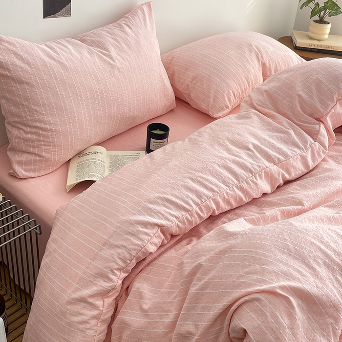 91家纺网 家纺一手货源 找家纺 优承佳生活馆 2026新款高克重无印风阳离子提花工艺三件套四件套单被套系列 （提供买家秀） 阳离子-樱花粉