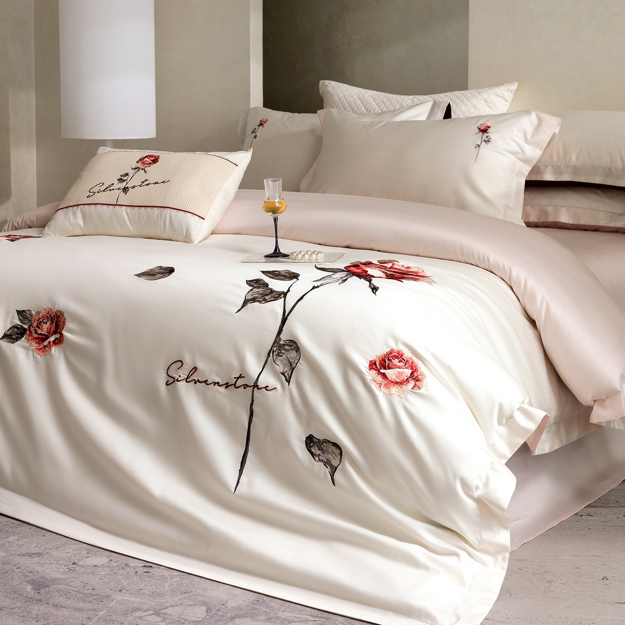 91家纺网 家纺一手货源 找家纺 （总）优悦生活馆 2026新款全棉新疆长绒棉刺绣四件套-温情蜜意