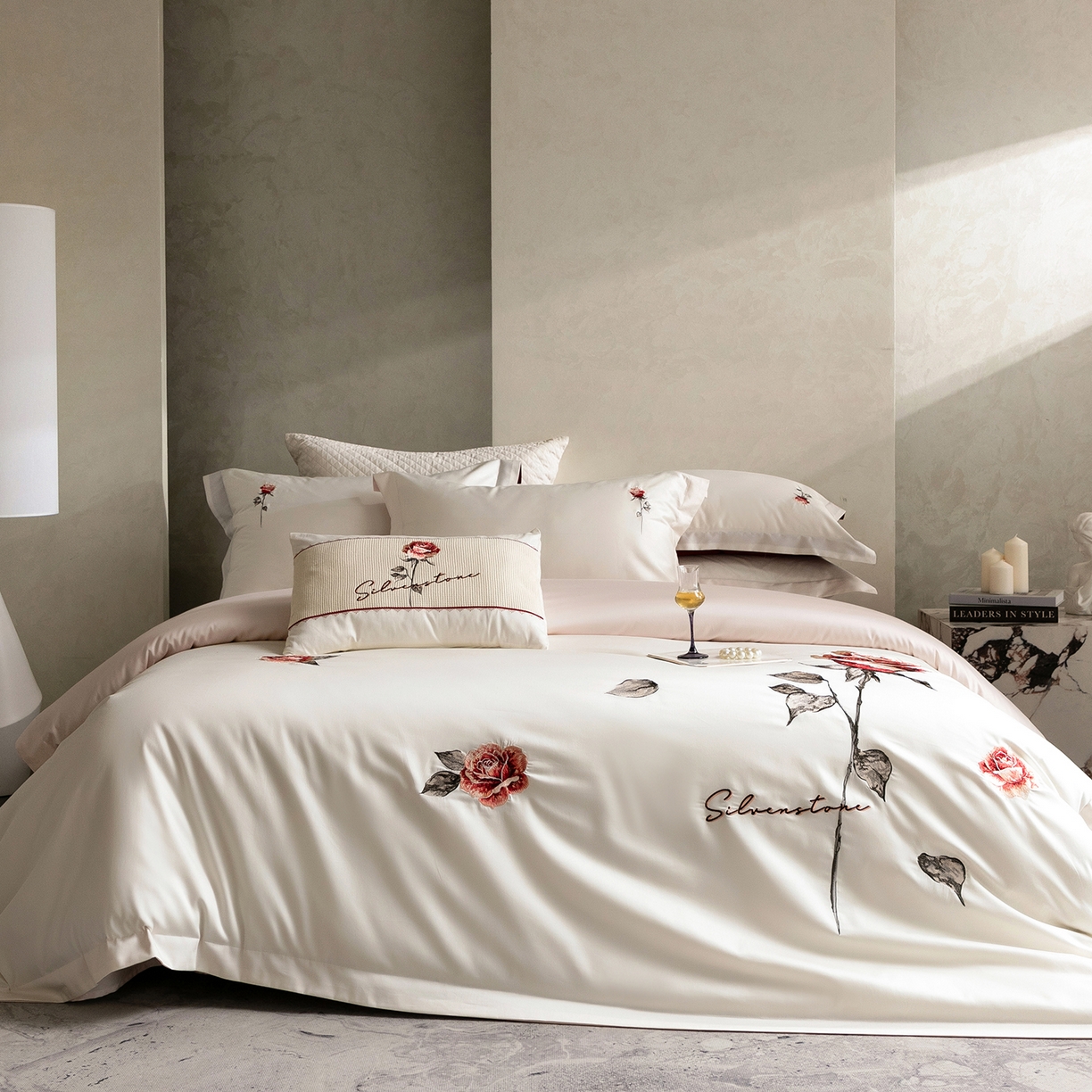 91家纺网 家纺一手货源 找家纺 优悦生活馆 2026新款全棉新疆长绒棉刺绣四件套-温情蜜意 温情蜜意-白