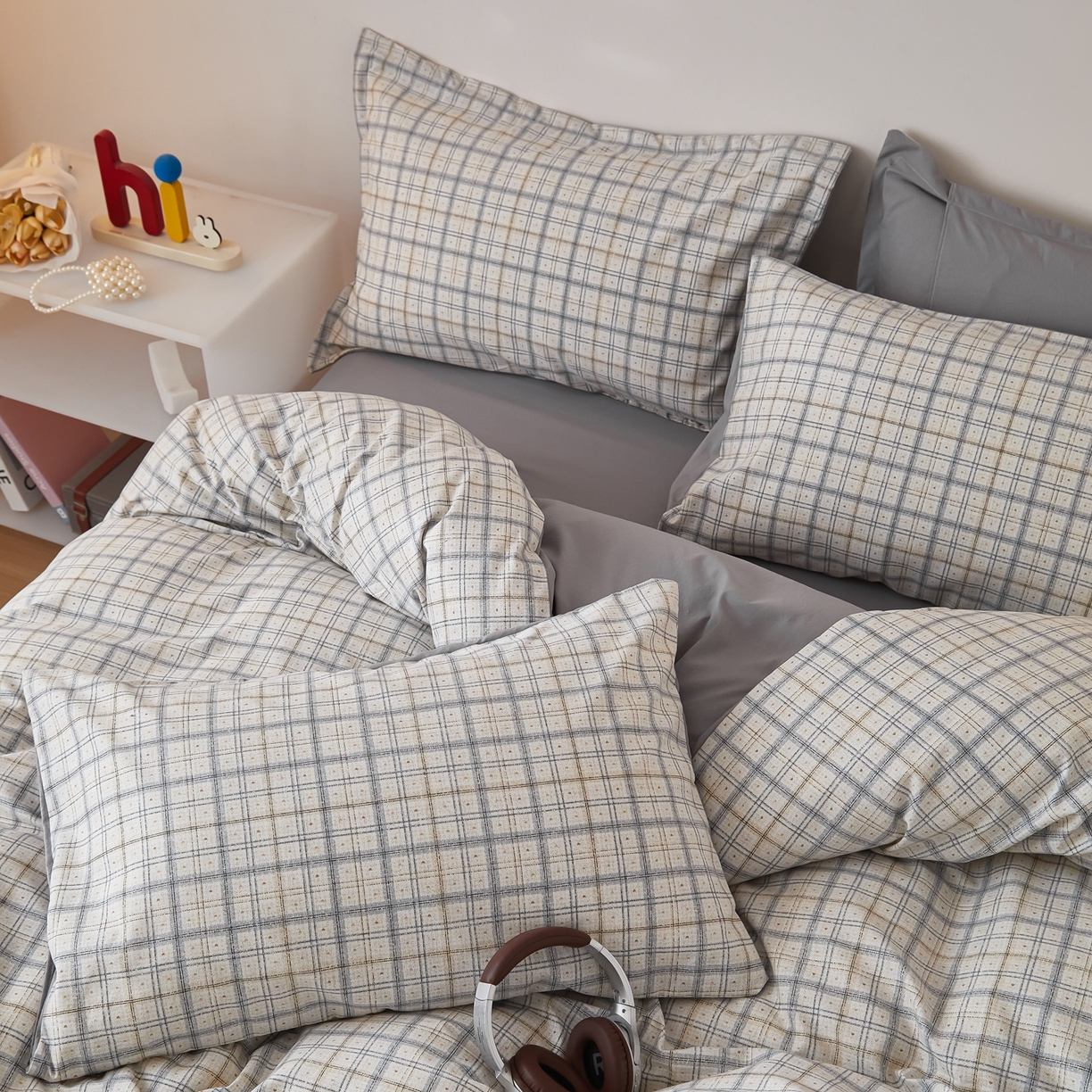 91家纺网 家纺一手货源 找家纺 梦纤绒 2026新款香云锦仿棉高克重四件套 布拉格灰