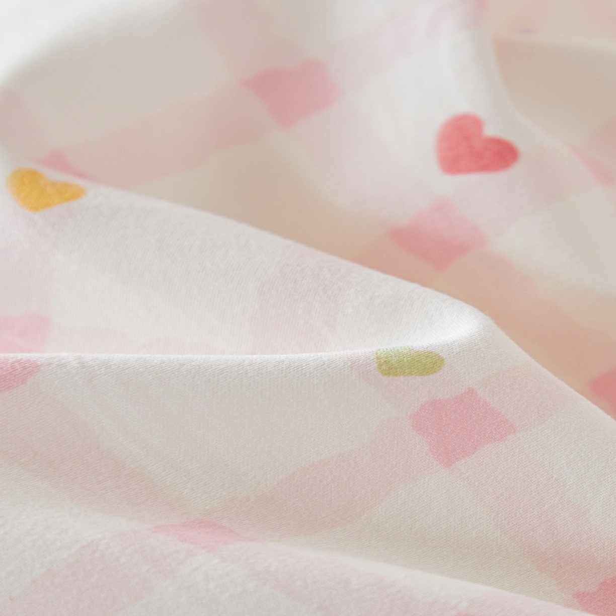 91家纺网 家纺一手货源 找家纺 梦纤绒 2026新款香云锦仿棉高克重四件套 粉格蝴蝶结