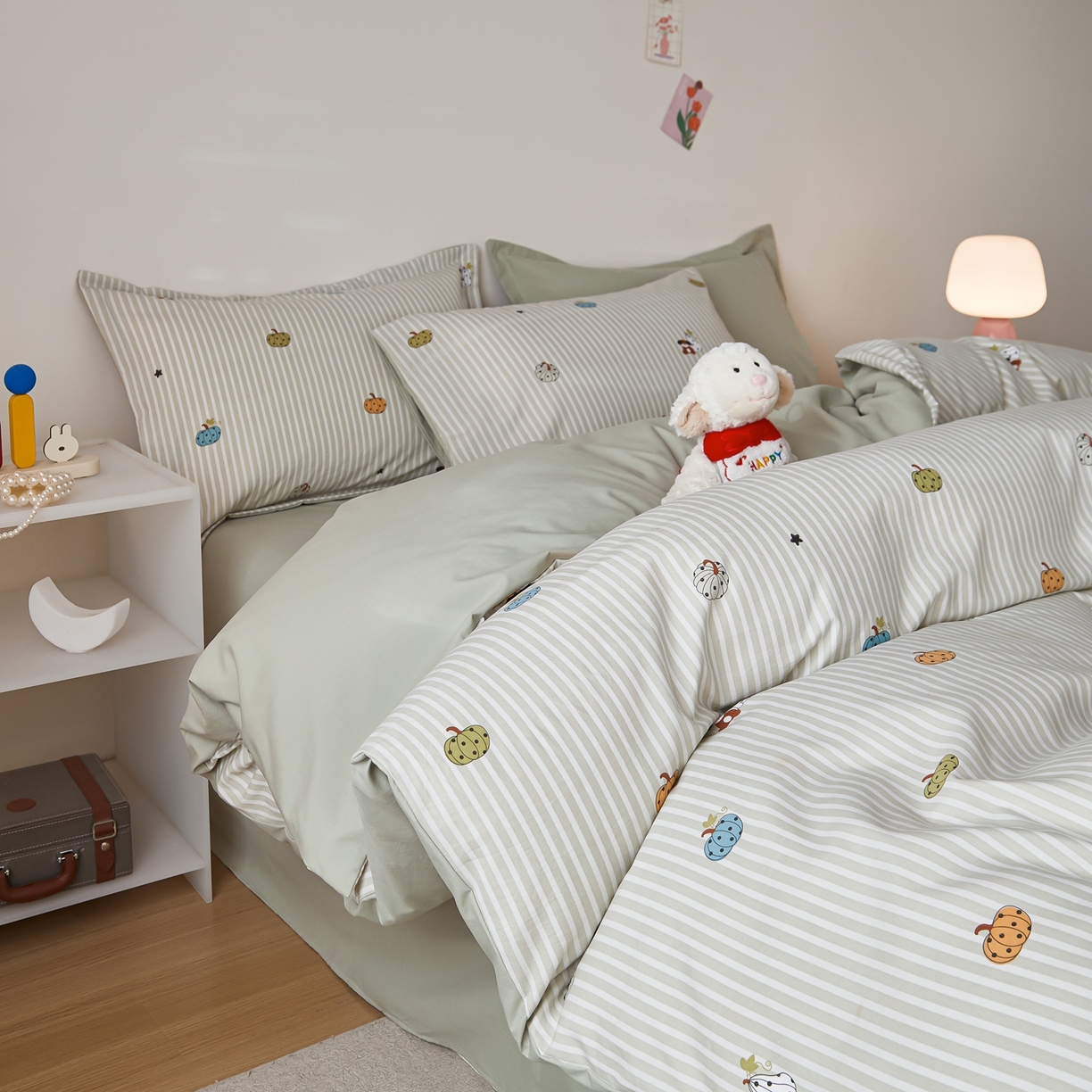 91家纺网 家纺一手货源 找家纺 梦纤绒 2026新款香云锦仿棉高克重四件套 南瓜派