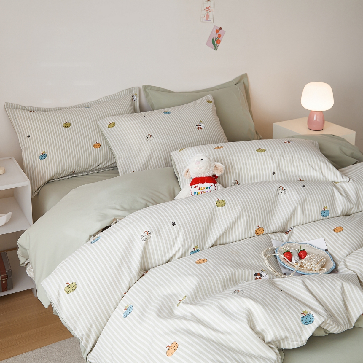 91家纺网 家纺一手货源 找家纺 梦纤绒 2026新款香云锦仿棉高克重四件套 南瓜派