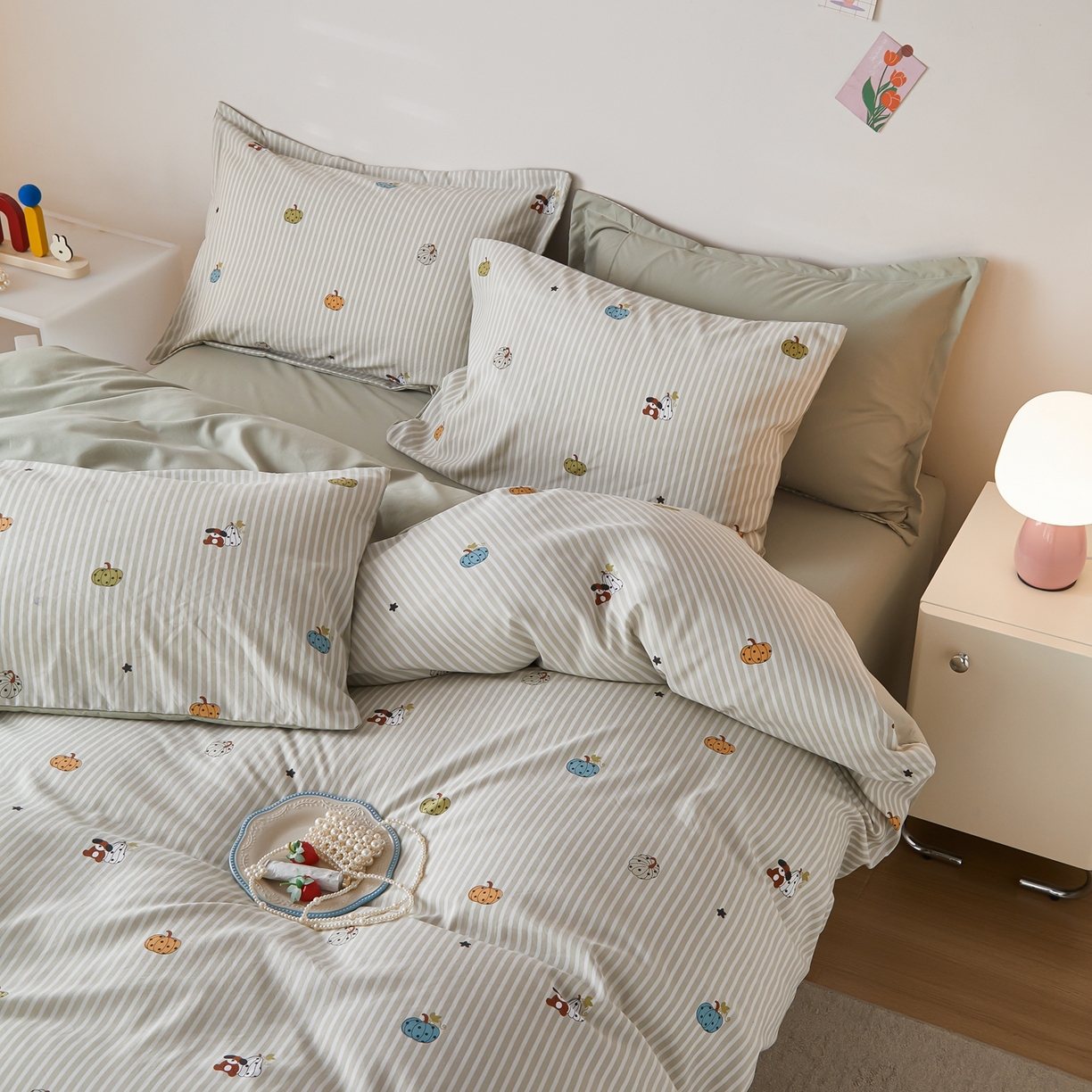 91家纺网 家纺一手货源 找家纺 梦纤绒 2026新款香云锦仿棉高克重四件套 南瓜派