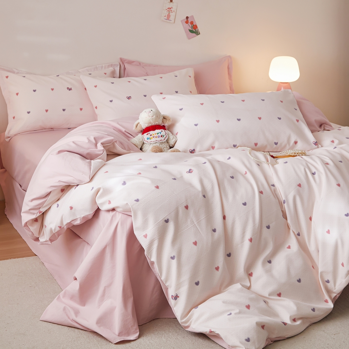 91家纺网 家纺一手货源 找家纺 梦纤绒 2026新款香云锦仿棉高克重四件套 甜梦撞色心