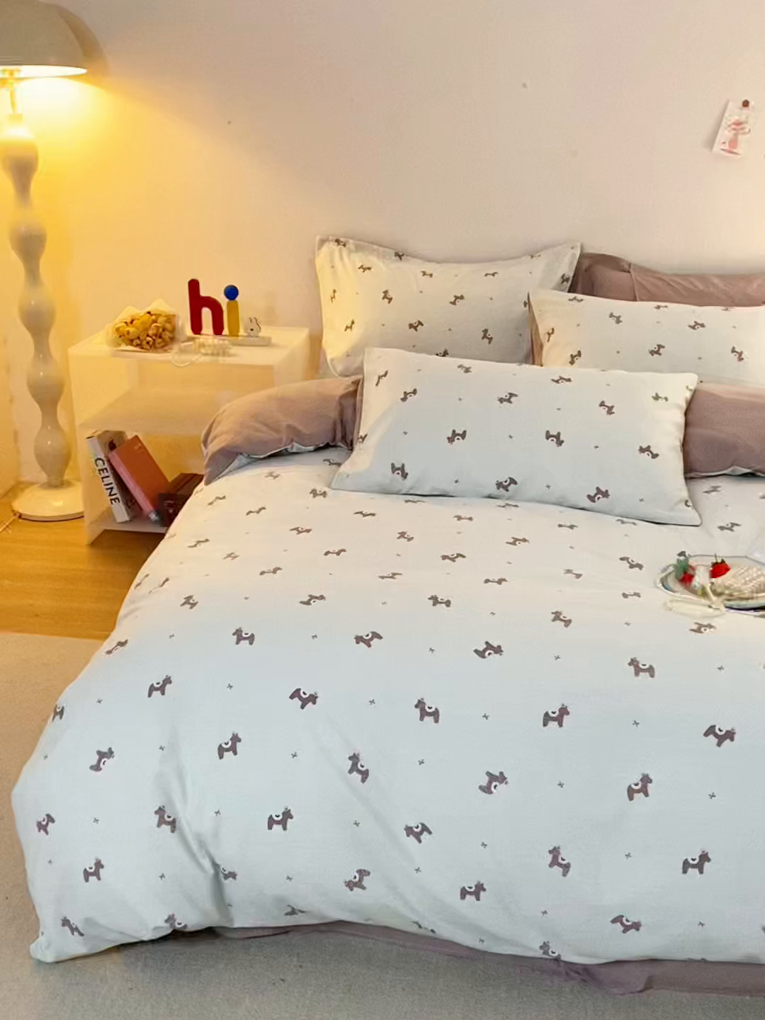 91家纺网 家纺一手货源 找家纺 梦纤绒 2026新款香云锦仿棉高克重四件套 小马格韵