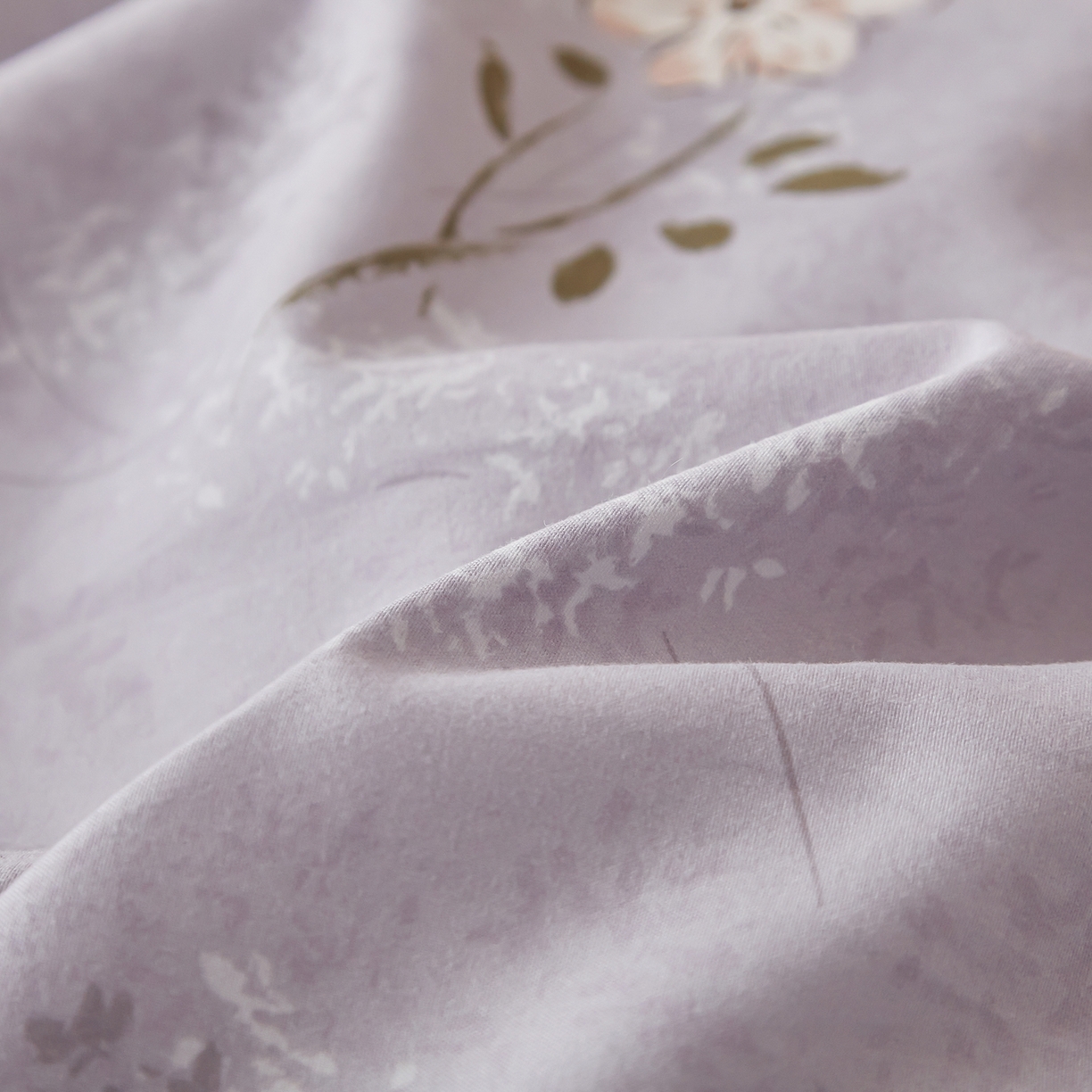 91家纺网 家纺一手货源 找家纺 梦纤绒 2026新款香云锦仿棉高克重四件套 紫韵花