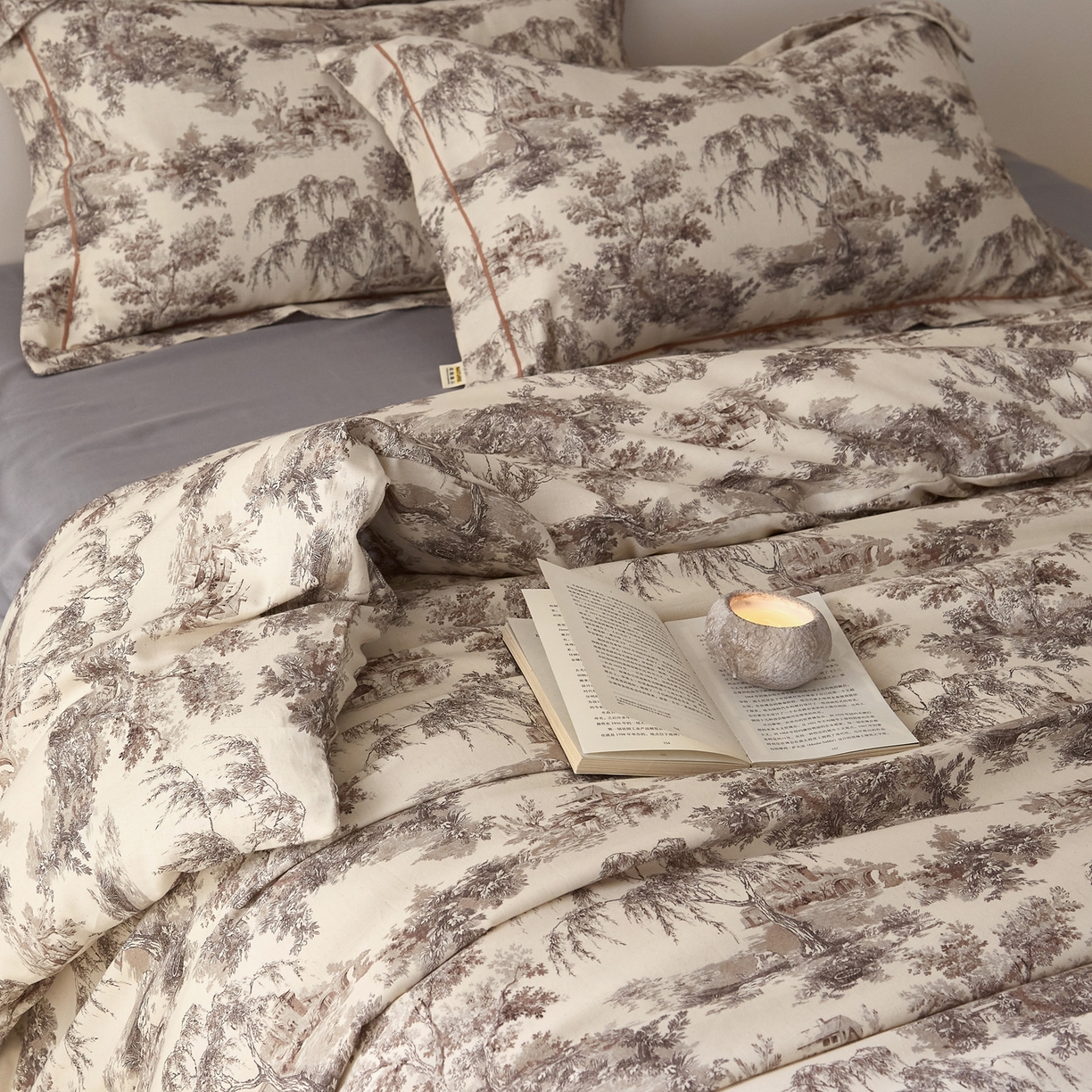 91家纺网 家纺一手货源 找家纺 莱豫家纺 2026新款亚麻棉四件套 树屋