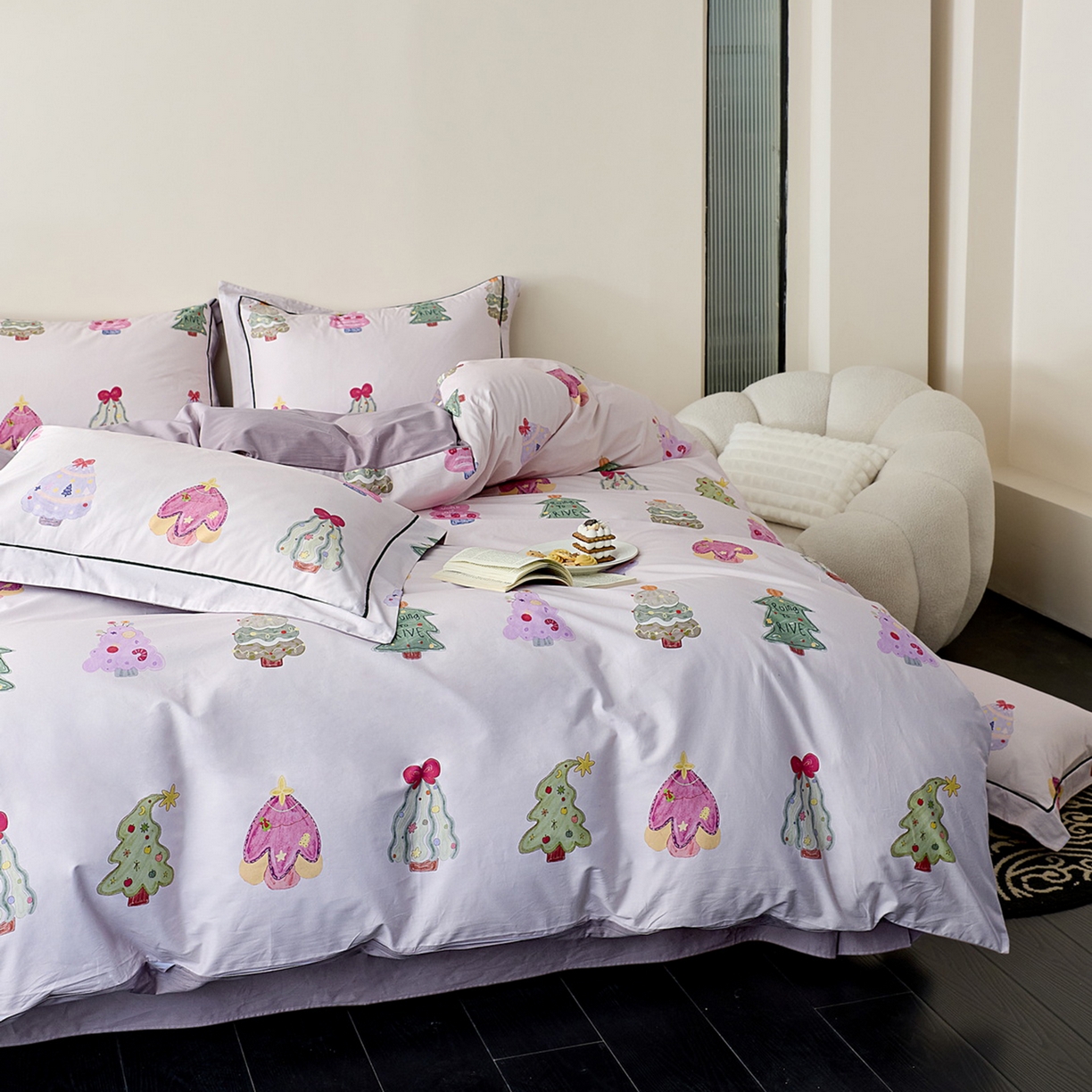 91家纺网 家纺一手货源 找家纺 由丽家纺 2026新款柔棉印花四件套系列 花漾岛-粉