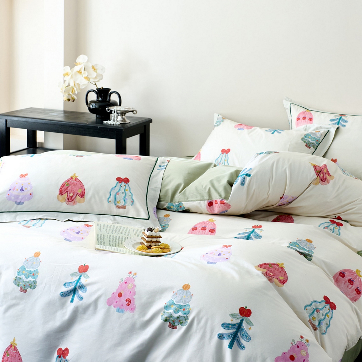 91家纺网 家纺一手货源 找家纺 由丽家纺 2026新款柔棉印花四件套系列 花漾岛-绿