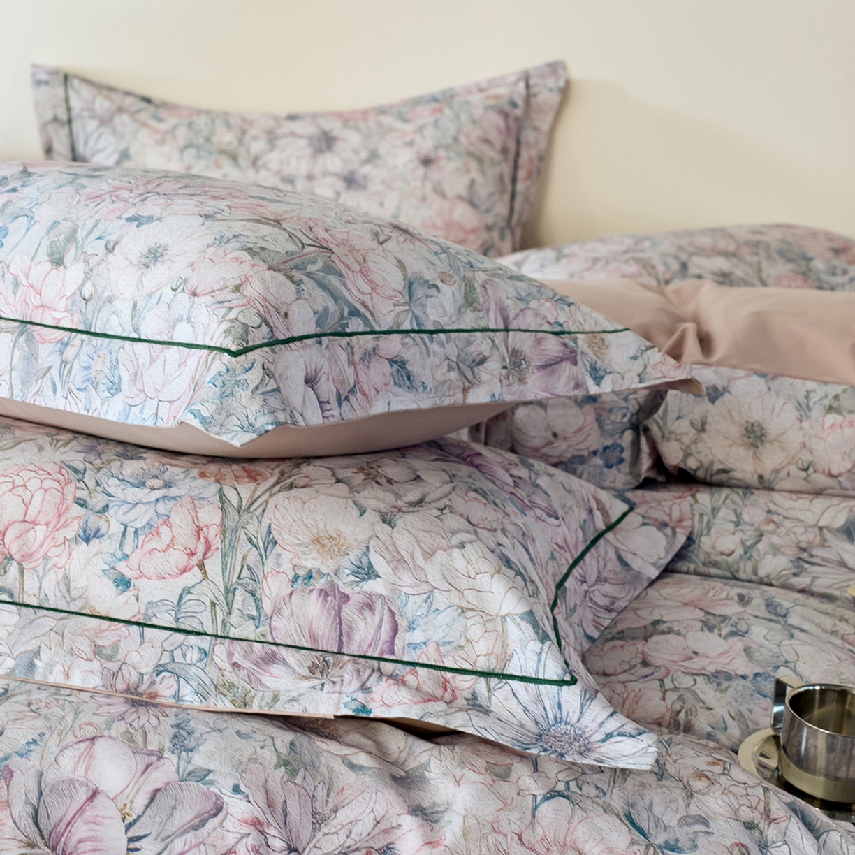 91家纺网 家纺一手货源 找家纺 由丽家纺 2026新款柔棉印花四件套系列 奈莎-绿