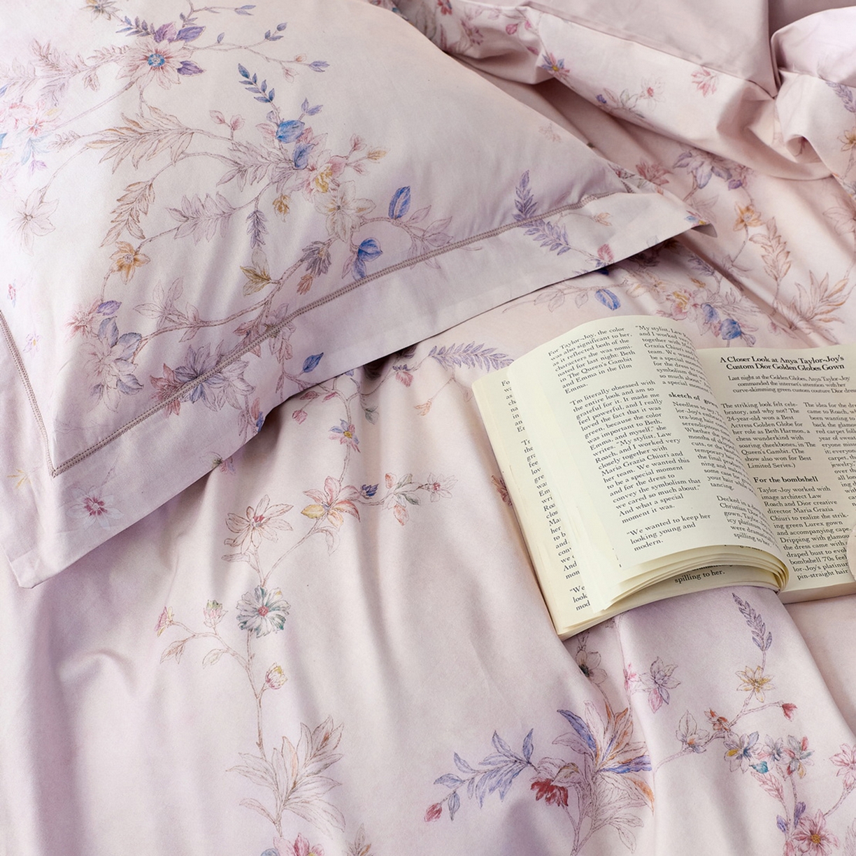 91家纺网 家纺一手货源 找家纺 由丽家纺 2026新款柔棉印花四件套系列 花梦-粉