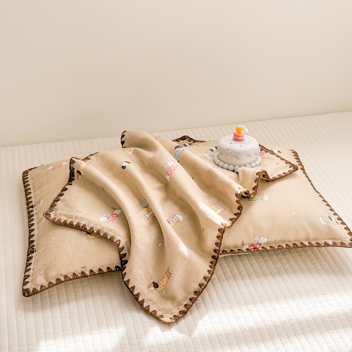 91家纺网 家纺一手货源 找家纺 呗旺鹿 2026新款A类全棉纯棉双层纱儿童枕头套纯棉枕芯内胆套 汪汪乐园