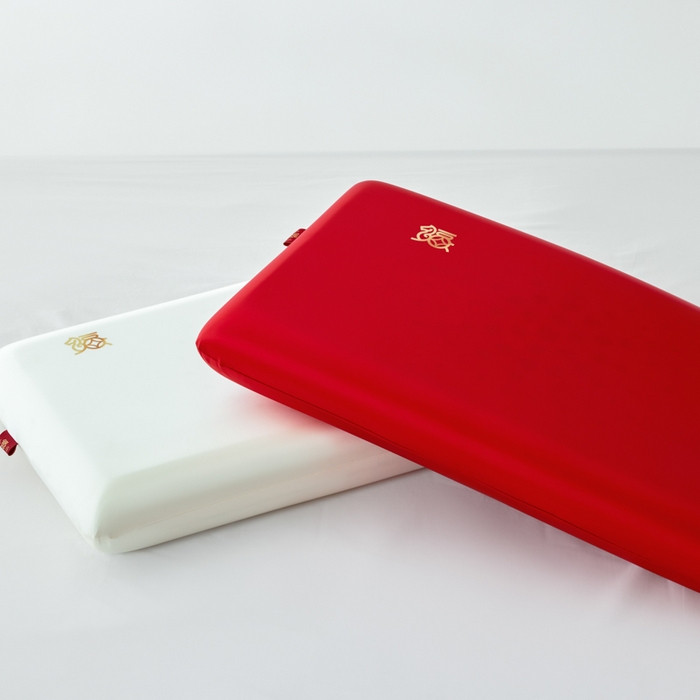 91家纺网 家纺一手货源 找家纺 唯爱品 2026新小福马深睡记忆枕新年套装枕芯+圆筒盒+手拎袋+外枕套（赠品，赠完为止） 鸿福